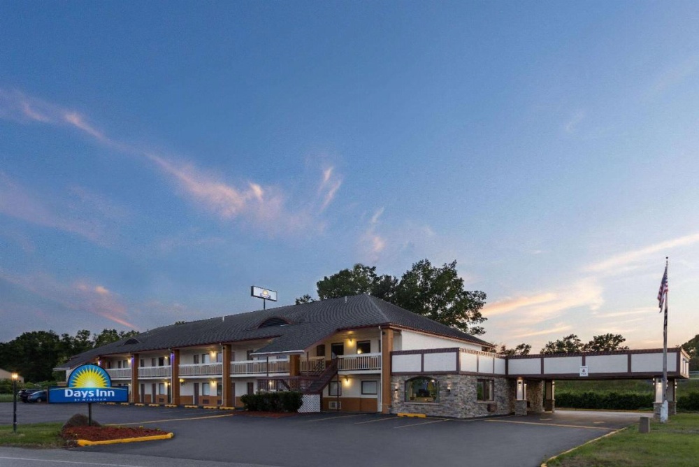 Days Inn by Wyndham Queensbury/Lake George Image 49
